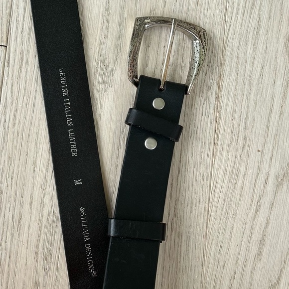 Silpada Designs ✨ Italian leather silver buckle Medium belt - Picture 4 of 4